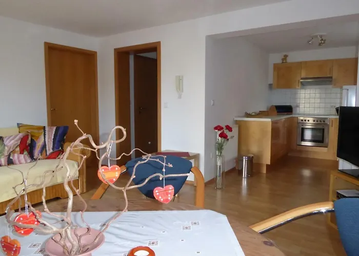 Enzkreisspitze Garten * Neuenbürg