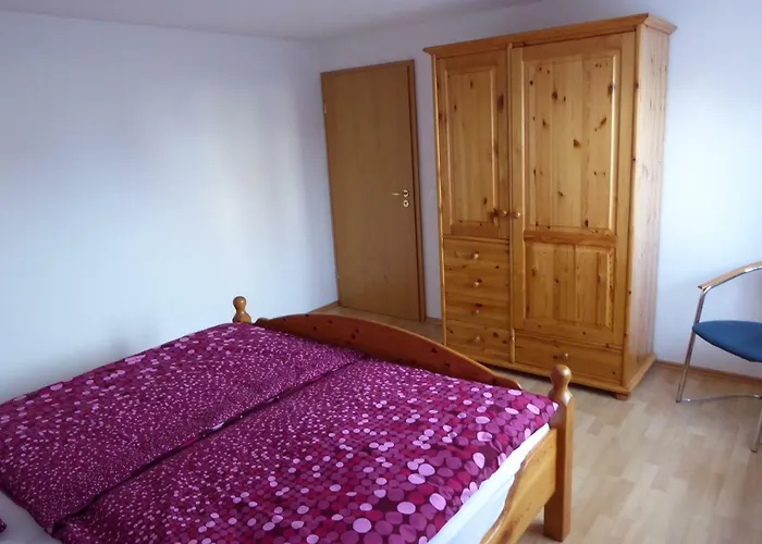 Enzkreisspitze Garten * Neuenbürg